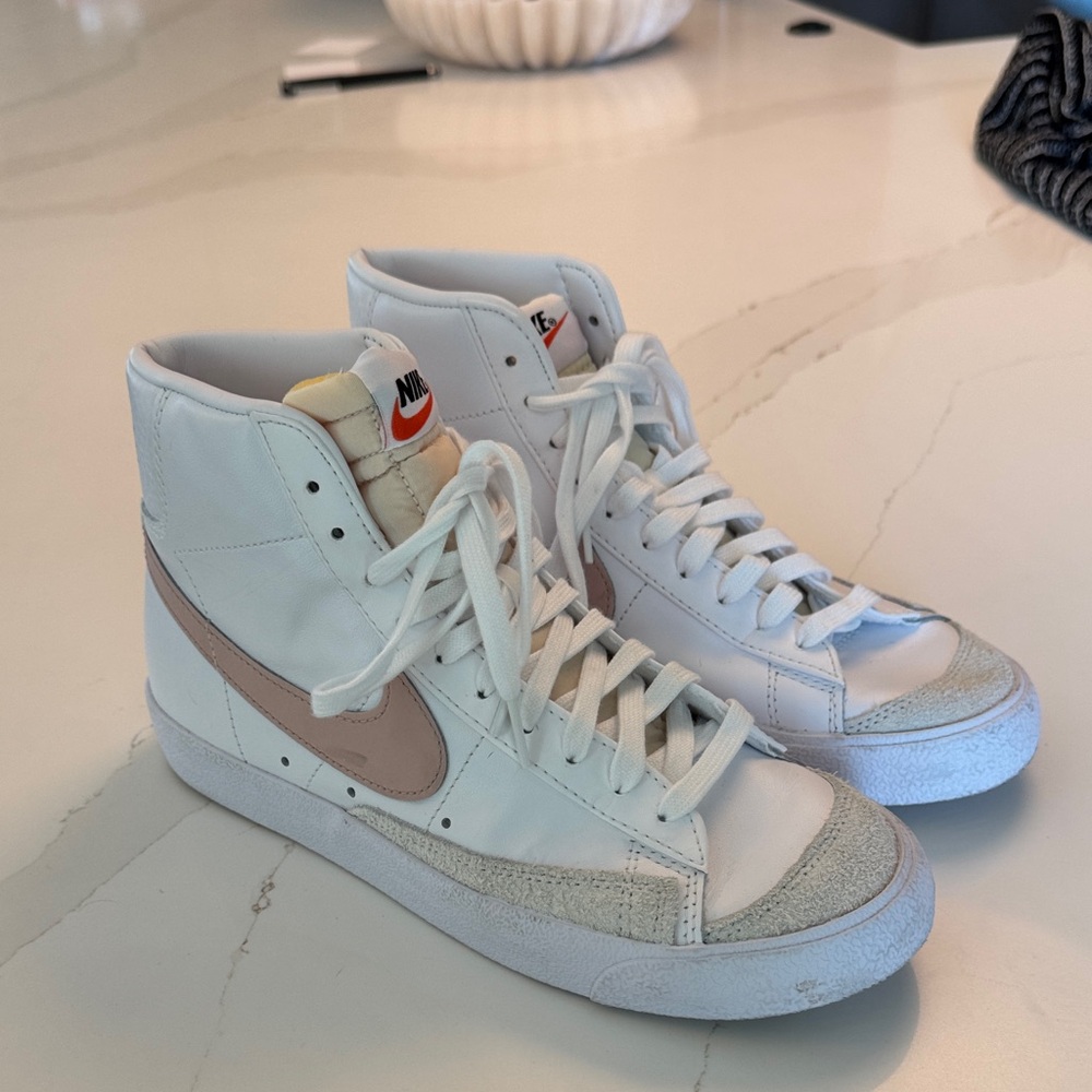 Nike High-Top Sneakers in White and Beige
